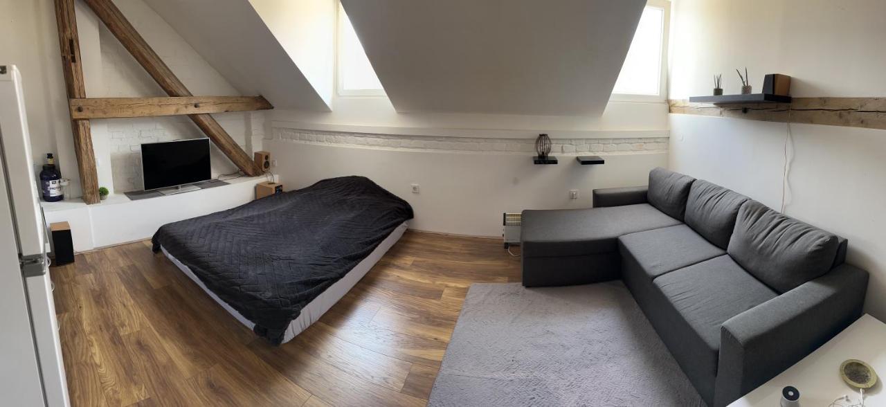 Central Studio Zagreb Bagian luar foto